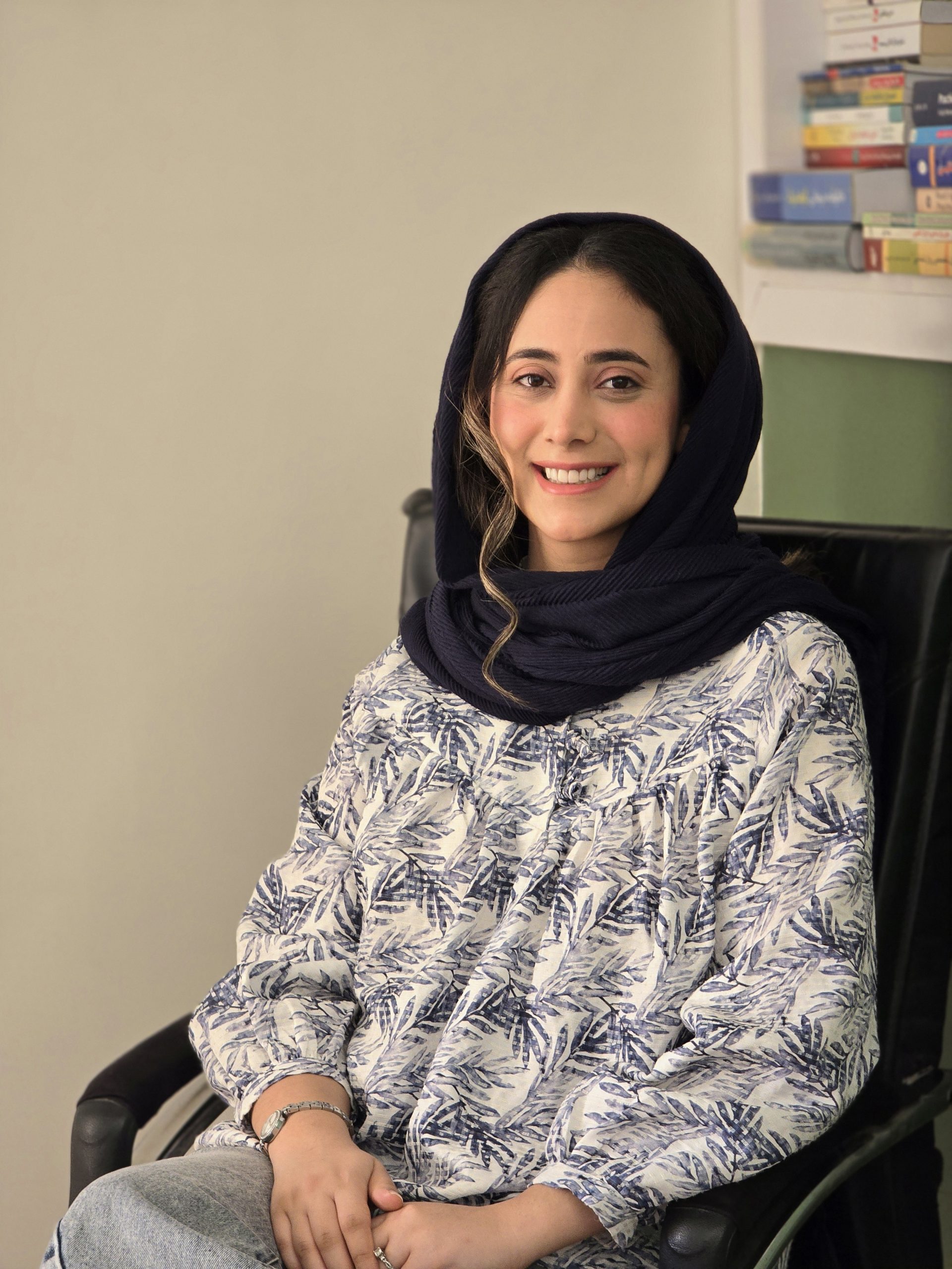 فائزه درچه زاده،روان درمانگر،متخصص در رویکردهای تحلیلی، TA و ACT
